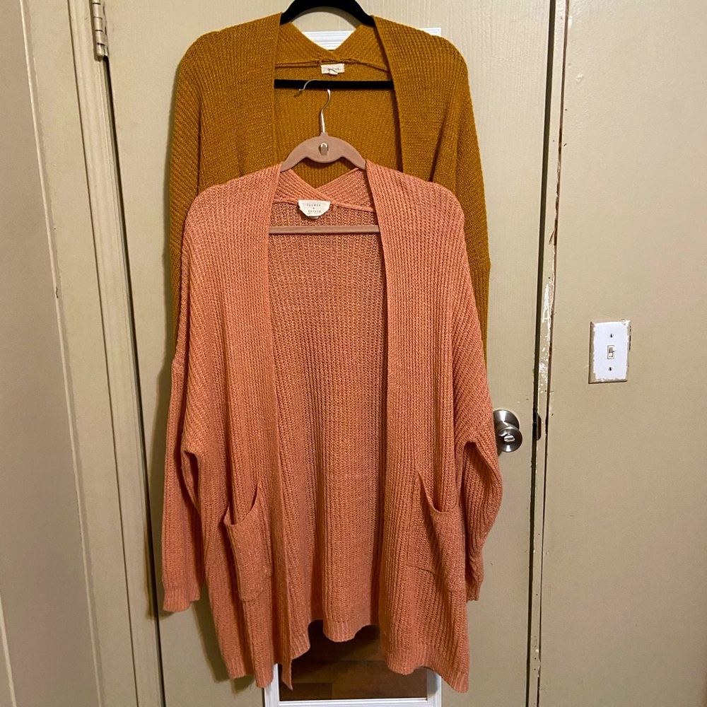 Pink & Mustard cardigans from ROSS. 💗🧡 SIZE 2XL